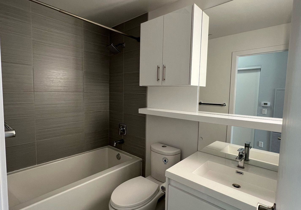 128-fairview-mall-drive-north-york-ontario-c13067928