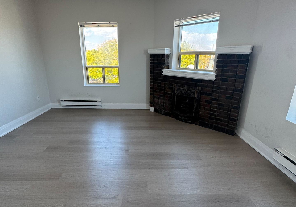 98-northcliffe-boulevard-toronto-ontario-c13068062