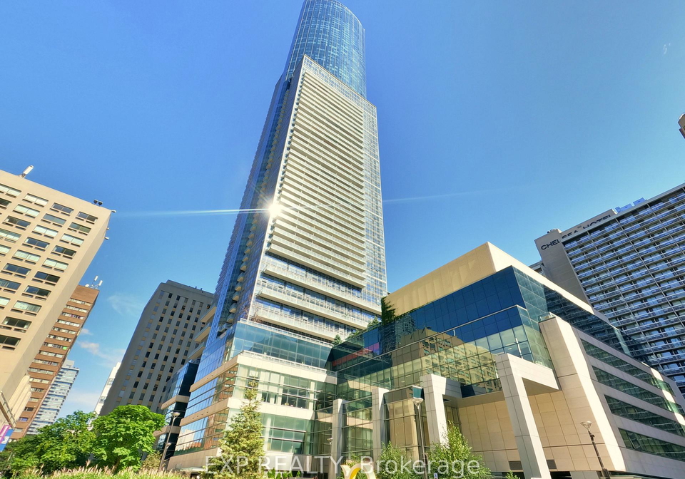 386-yonge-street-toronto-ontario-c13068240