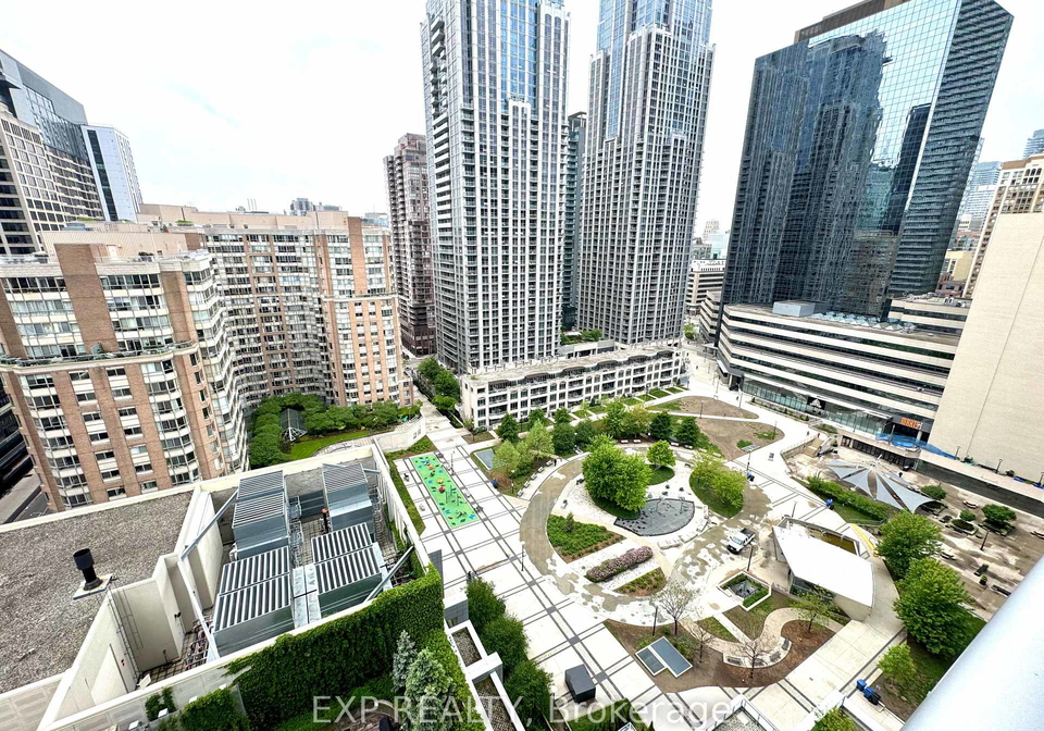 386-yonge-street-toronto-ontario-c13068240