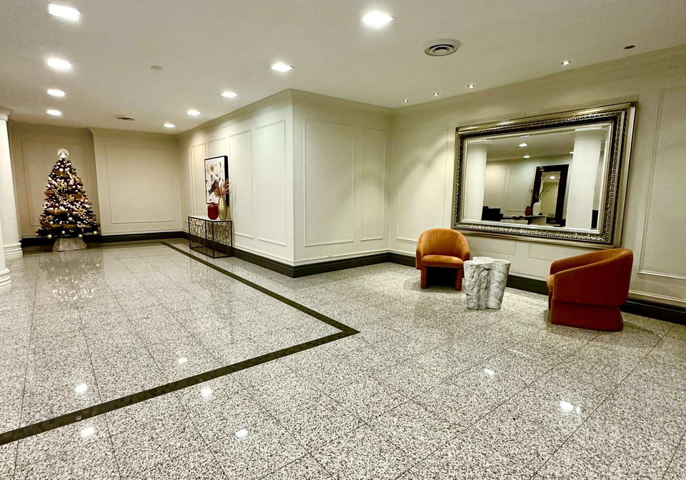 7-bishop-avenue-north-york-ontario-c13068250