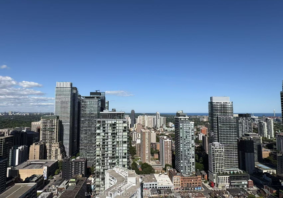 1080-bay-street-toronto-ontario-c13068300