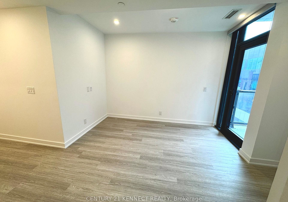 699-sheppard-avenue-e-north-york-ontario-c13068324