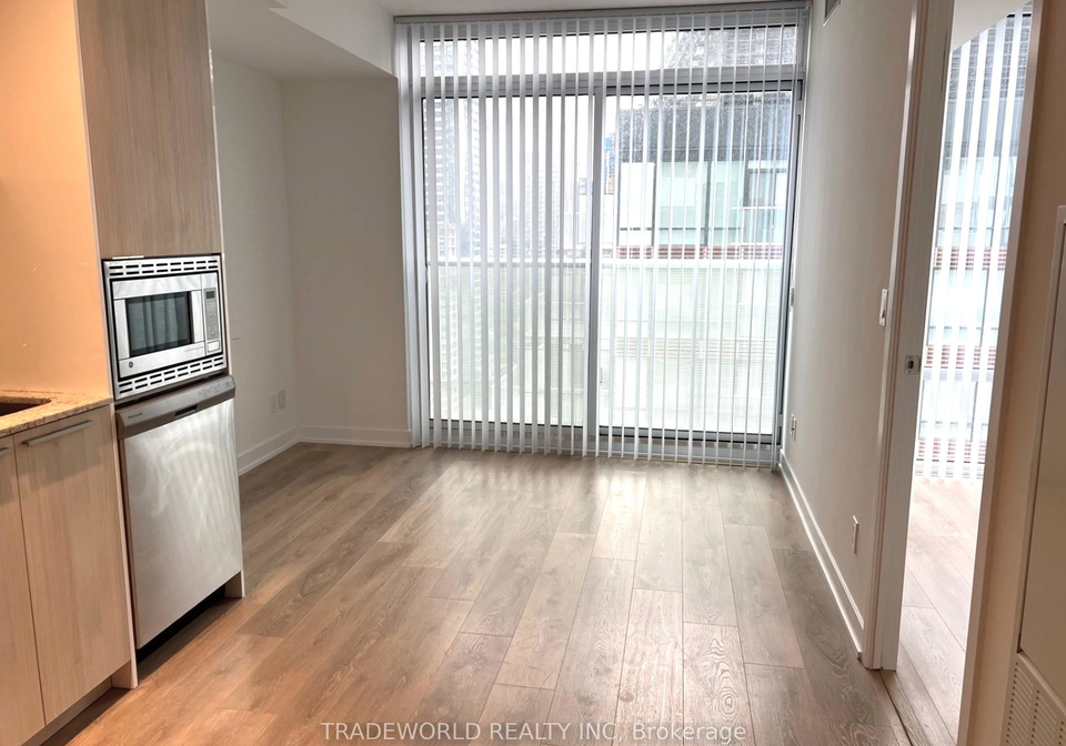 501-yonge-street-toronto-ontario-c13068350