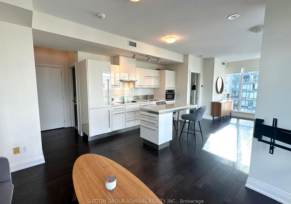 80-john-street-toronto-ontario-c13068376