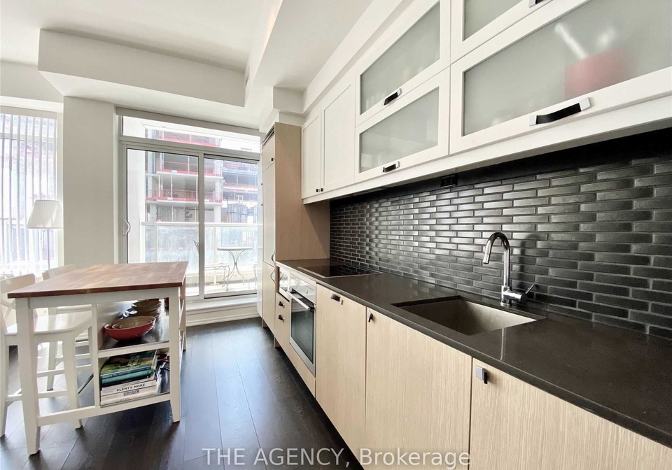 783-bathurst-street-toronto-ontario-c13068414
