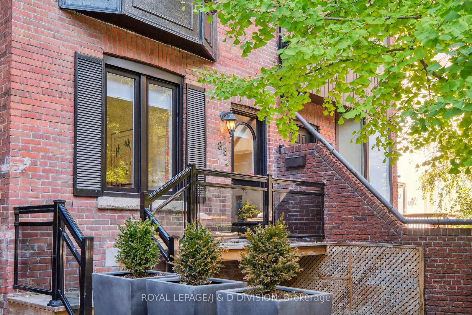 88-asquith-avenue-toronto-ontario-c13068670