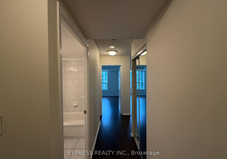 29-pemberton-avenue-north-york-ontario-c13068786