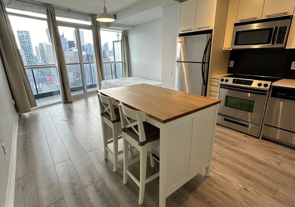 21-carlton-street-toronto-ontario-c13068852