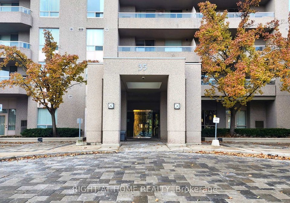 35-empress-avenue-north-york-ontario-c13069068