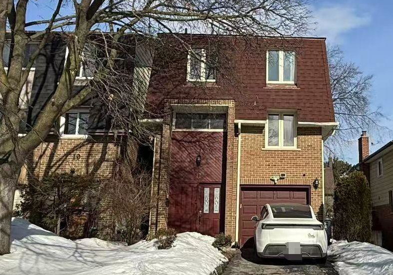 17-harnworth-drive-north-york-ontario-c13069100