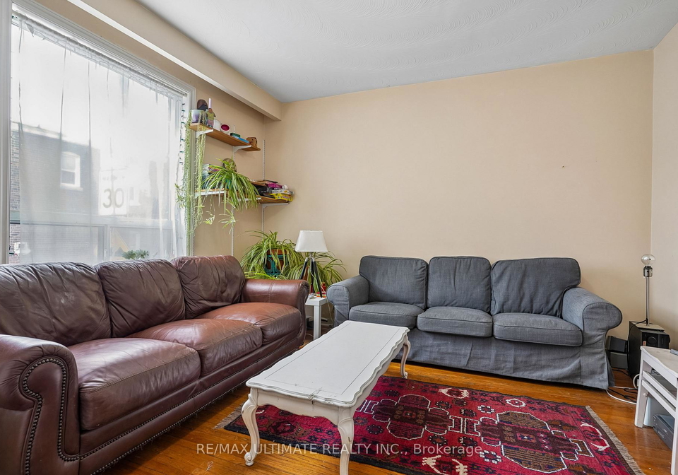 8-hickson-street-toronto-ontario-c13069232