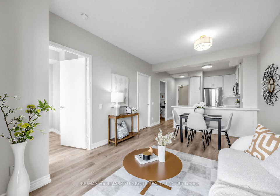 60-byng-avenue-north-york-ontario-c13069514