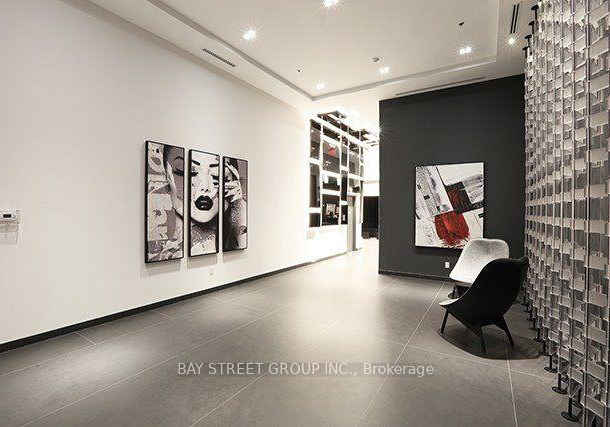 318-richmond-street-w-toronto-ontario-c13069588