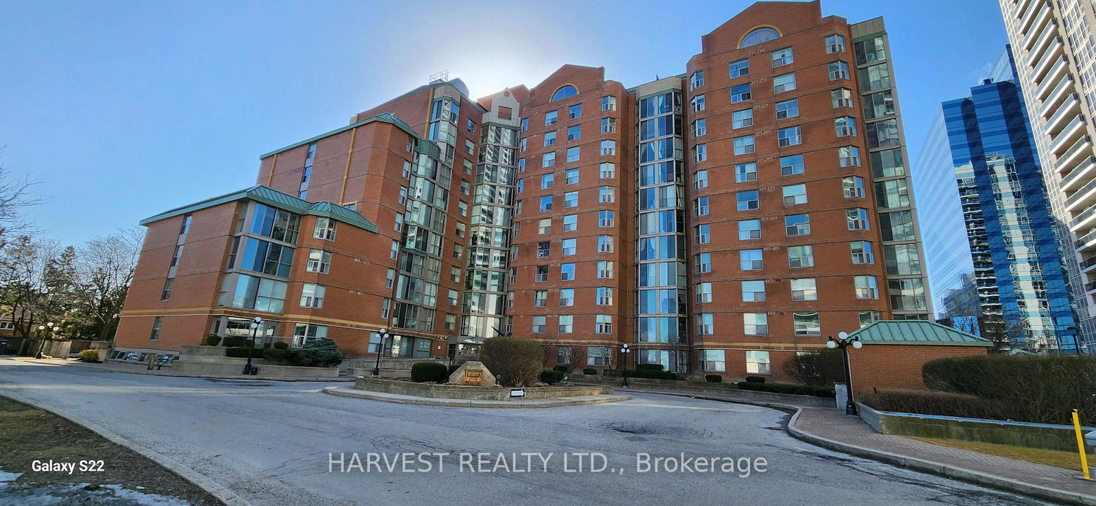 5795-yonge-street-north-york-ontario-c13069646