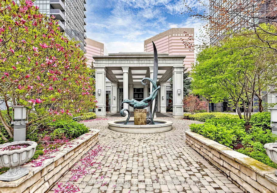 25-greenview-avenue-toronto-ontario-c13069916