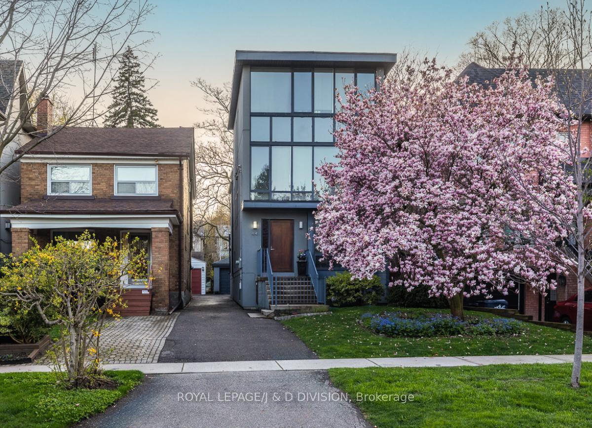 44-standish-avenue-toronto-ontario-c13069976