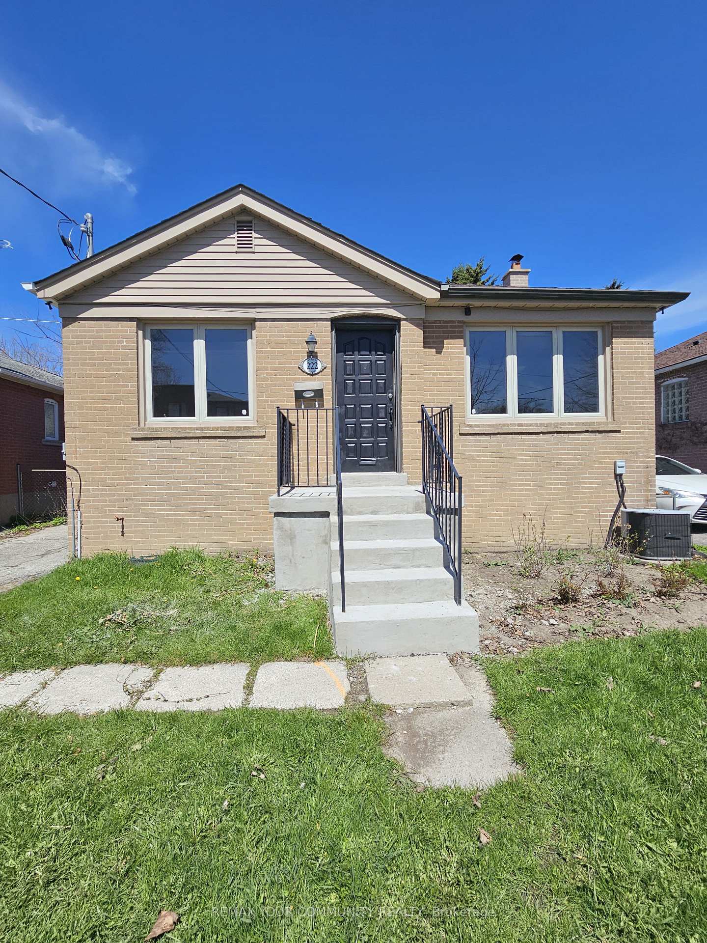 222-patricia-avenue-toronto-ontario-c13070128