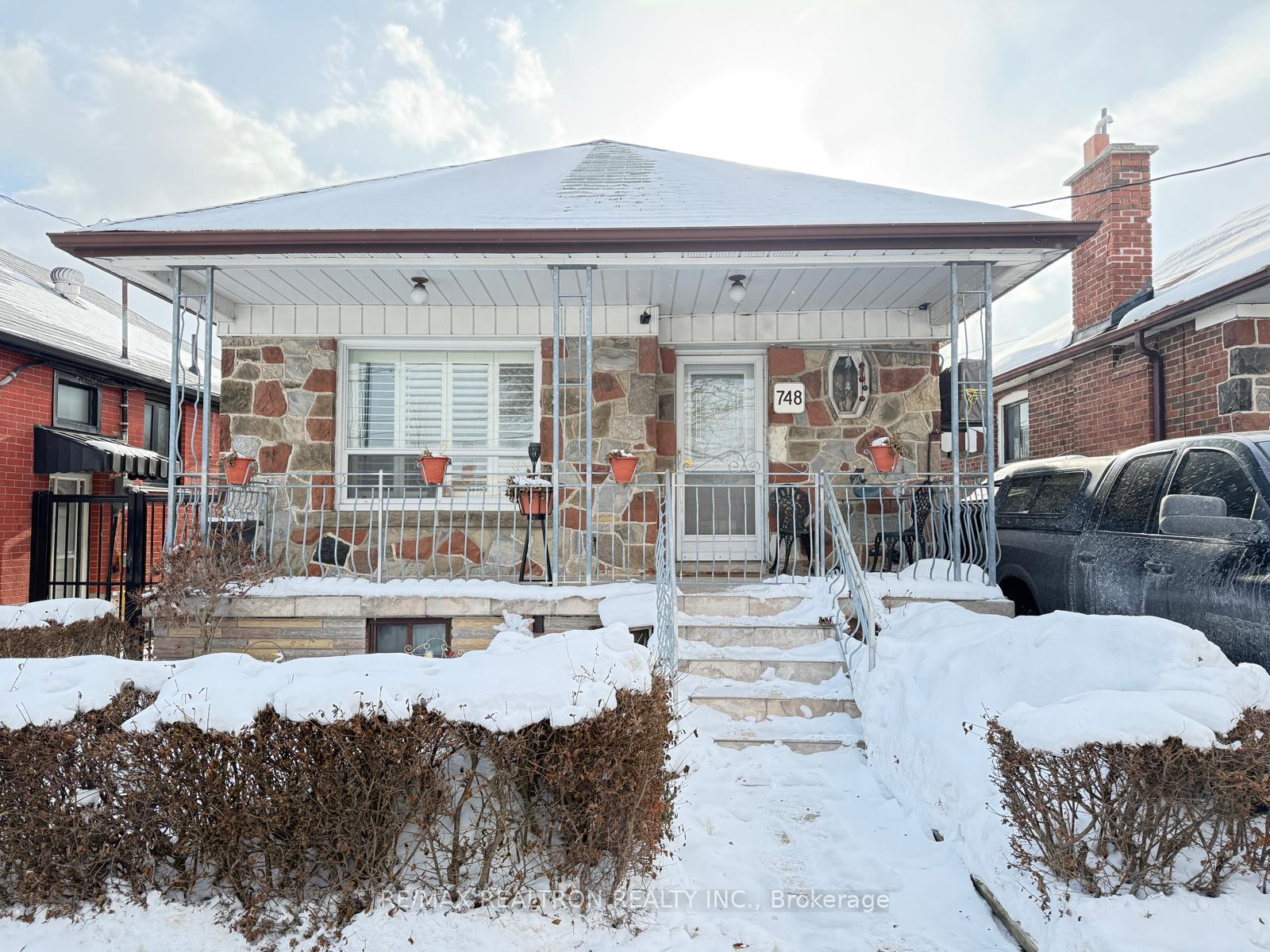 748-vaughan-road-toronto-ontario-c13070134