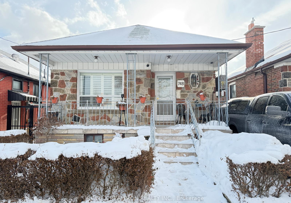 748-vaughan-road-toronto-ontario-c13070134