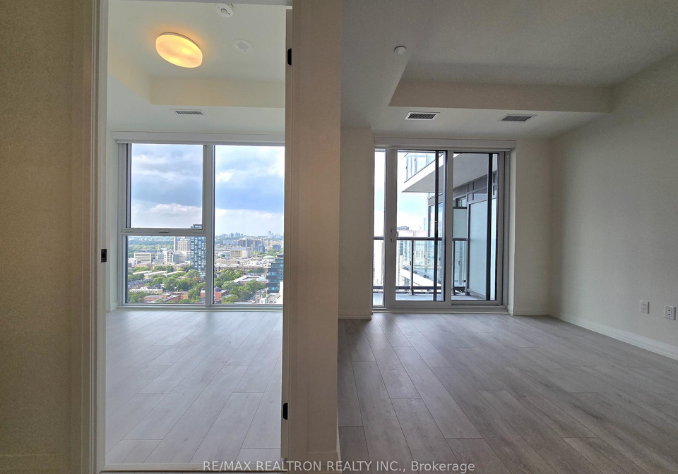 280-dundas-street-w-toronto-ontario-c13070182