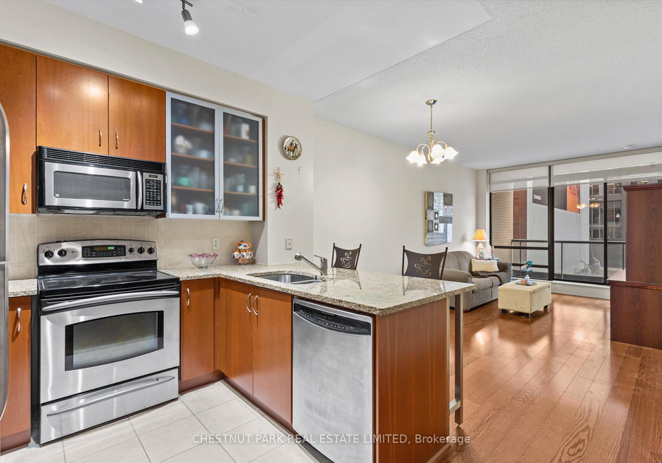 438-king-street-w-toronto-ontario-c13070256