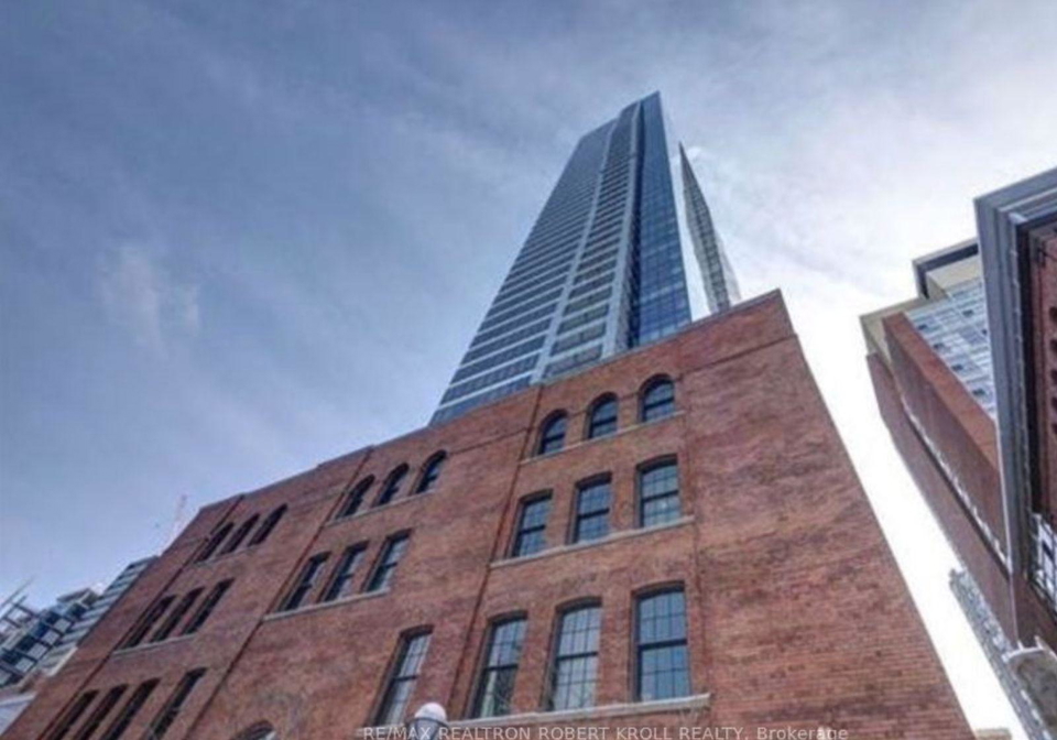 5-st-joseph-street-toronto-ontario-c13070332