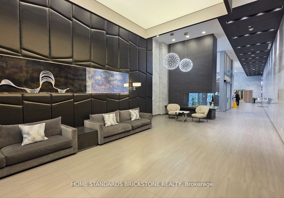 5180-yonge-street-toronto-ontario-c13070448