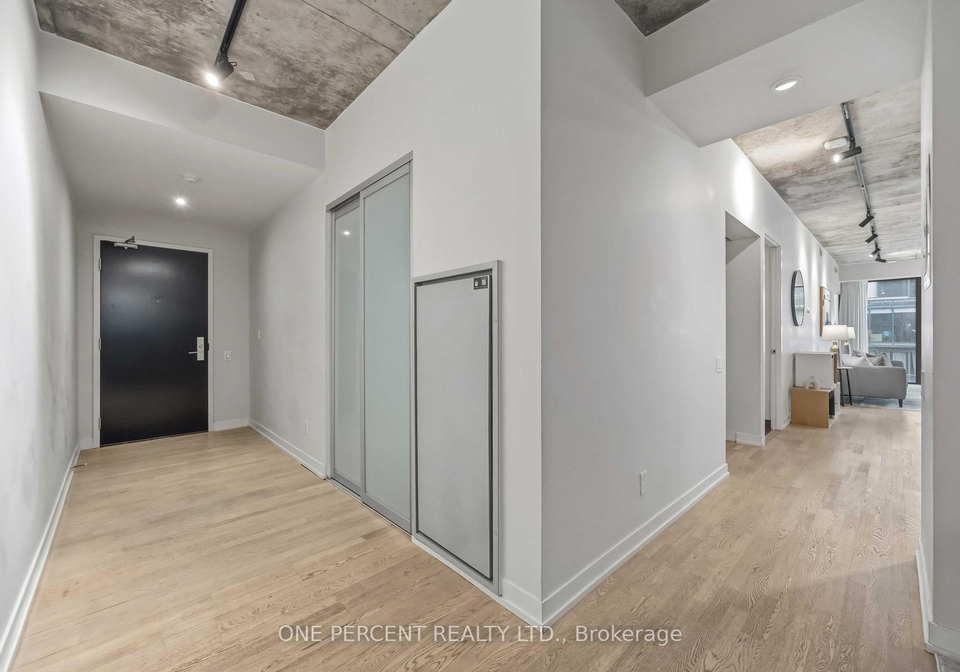 650-king-street-w-toronto-ontario-c13070462