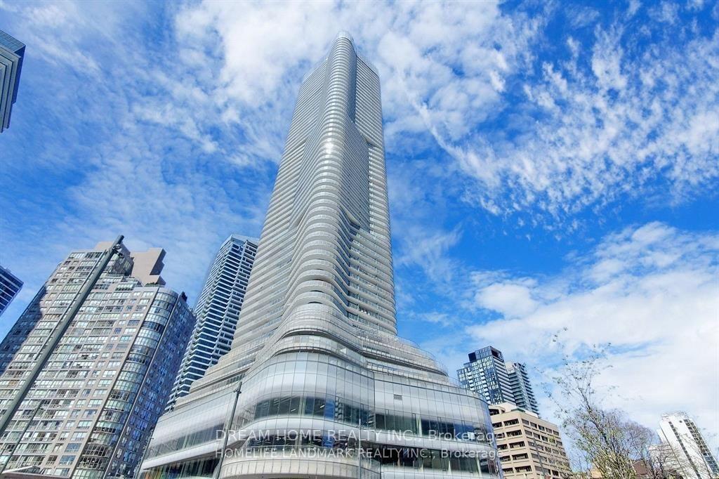 11-wellesley-street-w-toronto-ontario-c13070658
