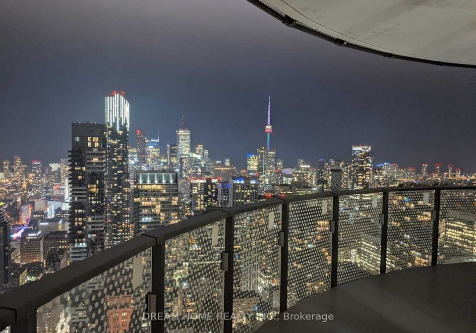 11-wellesley-street-w-toronto-ontario-c13070658