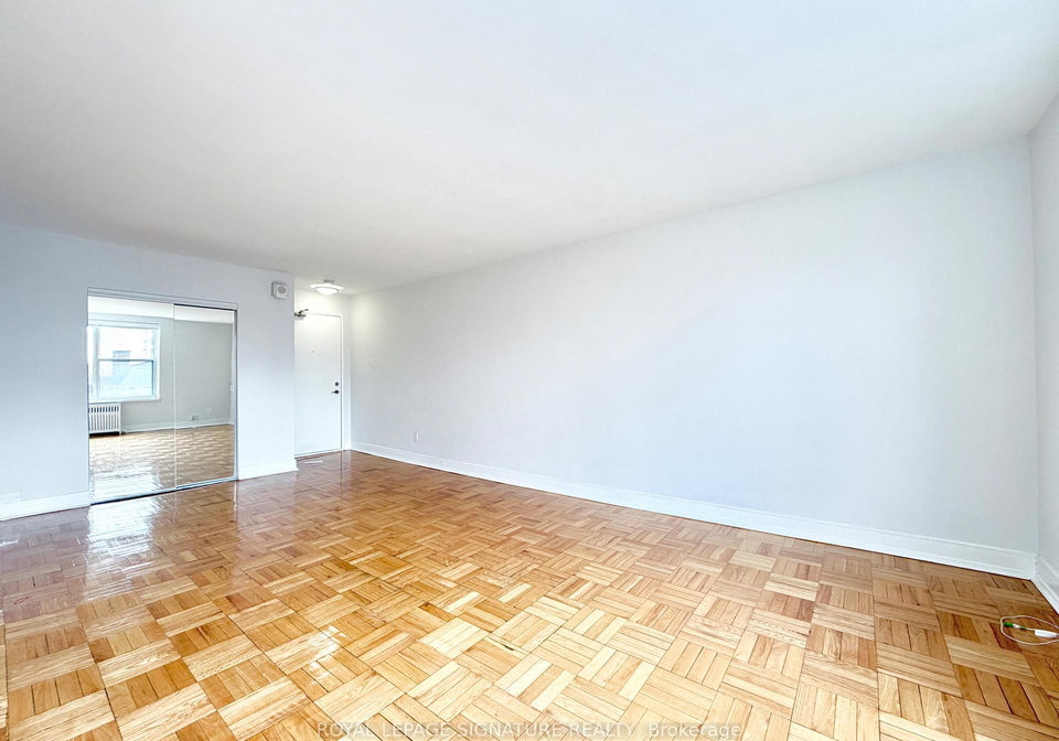 1545-bathurst-street-toronto-ontario-c13070672