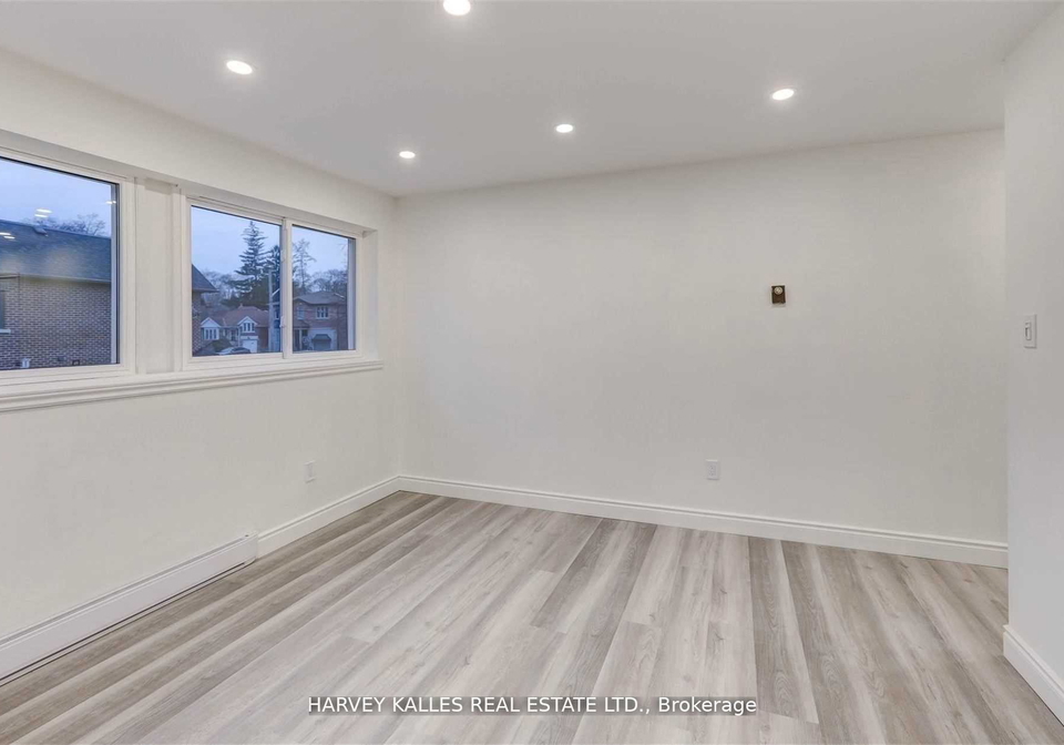 901-millwood-road-east-york-ontario-c13070976