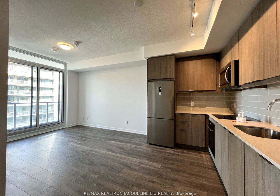 38-forest-manor-road-north-york-ontario-c13071030