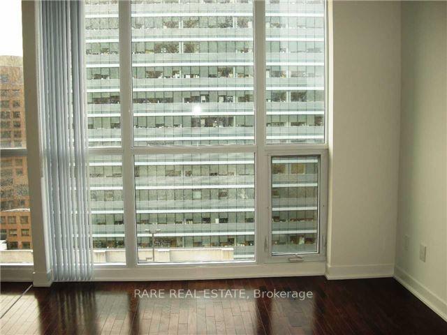 770-bay-street-toronto-ontario-c13071110
