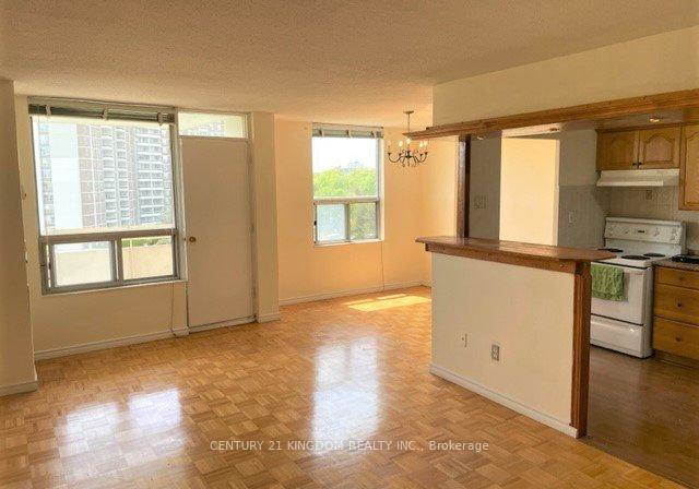 20-edgecliff-golfway-e-east-york-ontario-c13071120