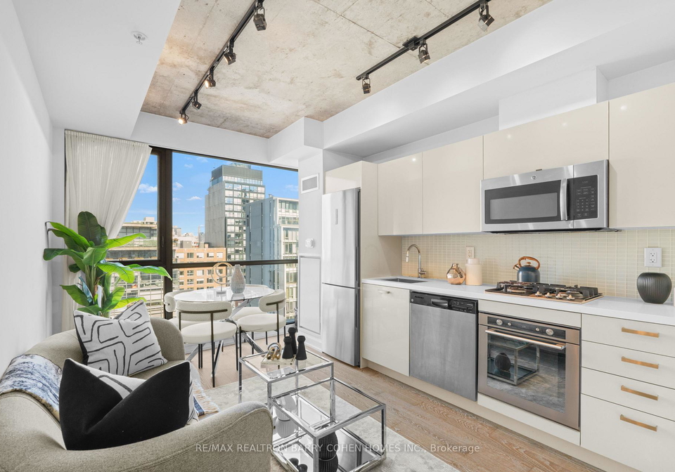 39-brant-street-toronto-ontario-c13071398