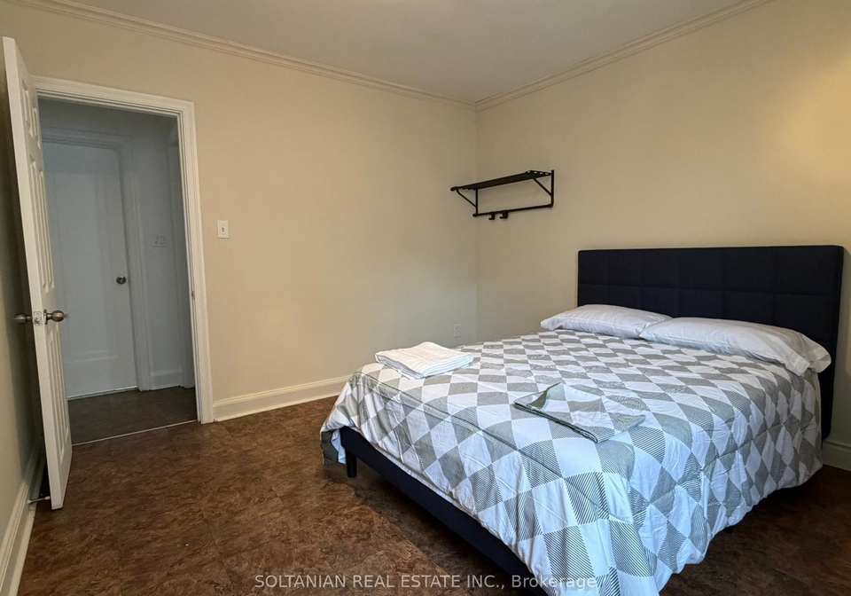 197-finch-avenue-e-north-york-ontario-c13071488