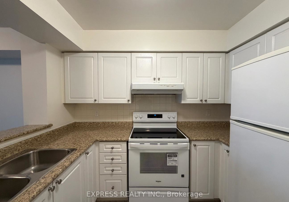 18-hillcrest-avenue-north-york-ontario-c13071494