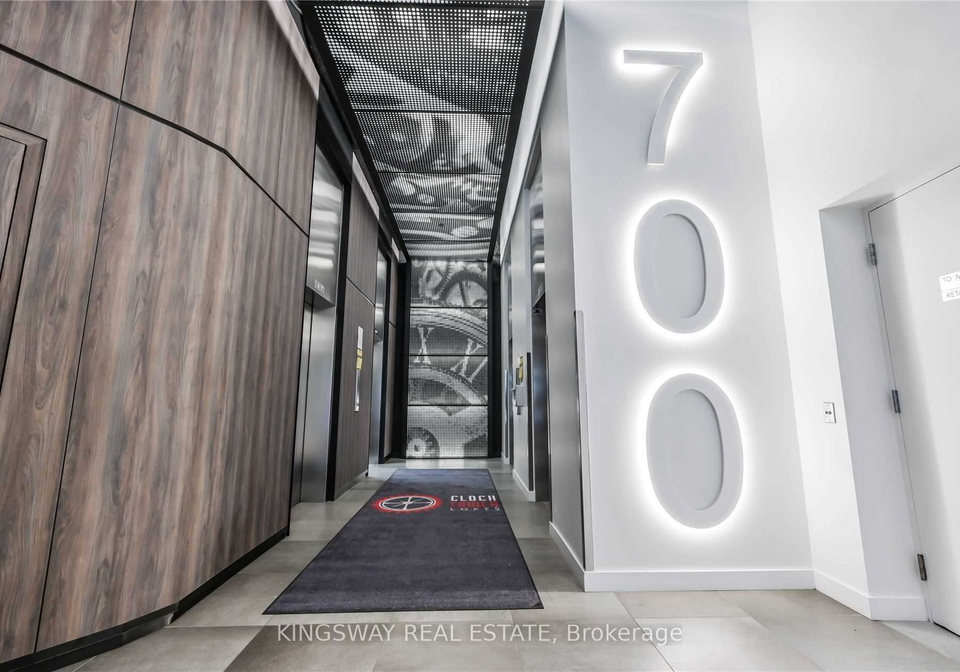 700-king-street-w-toronto-ontario-c13071676