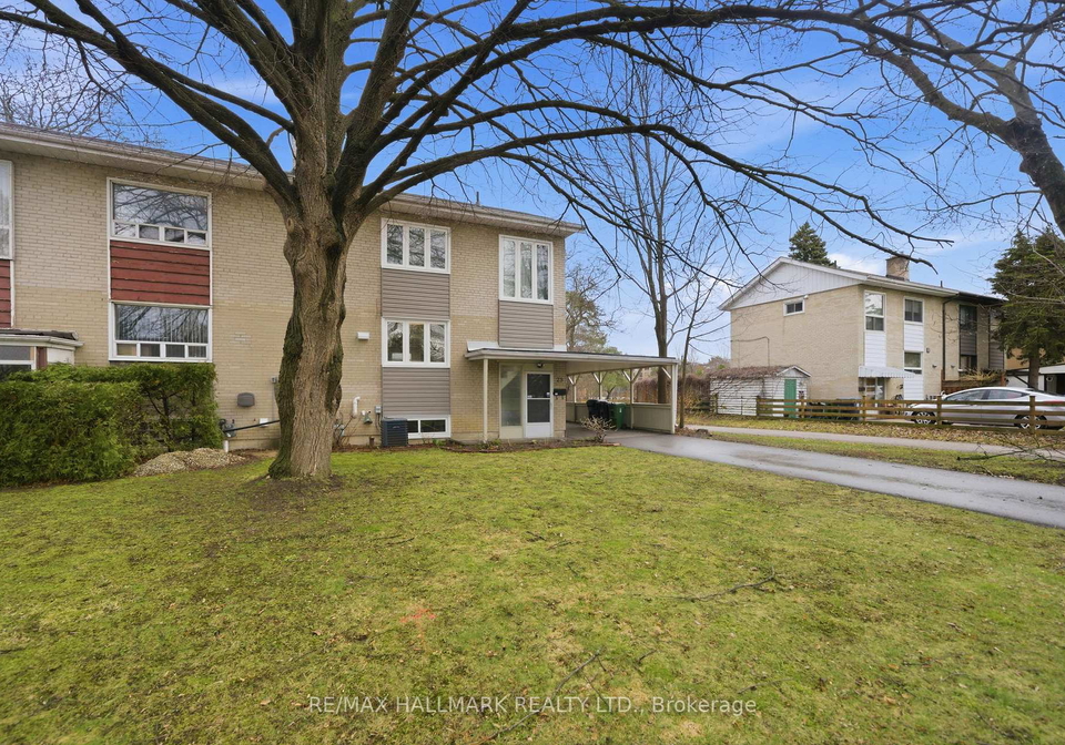 28-langbourne-place-north-york-ontario-c13072140