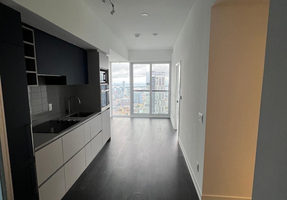 319-jarvis-street-toronto-ontario-c13072220