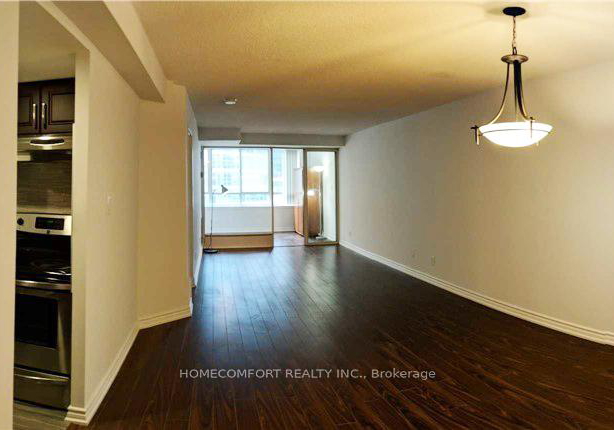 633-bay-street-toronto-ontario-c13072298