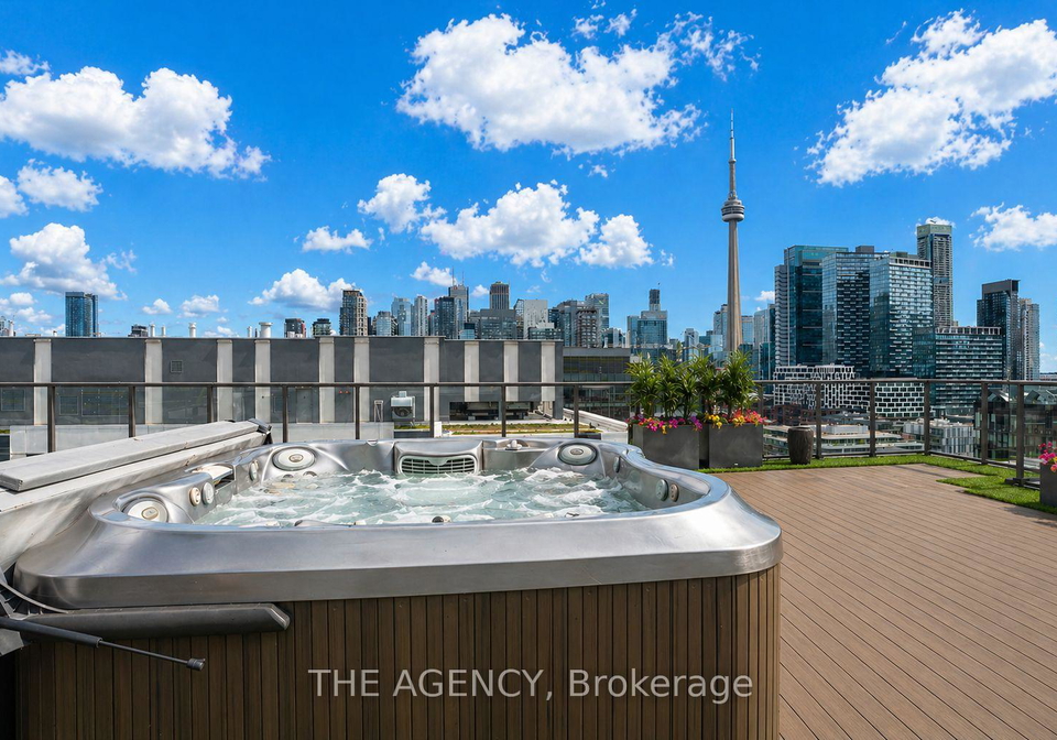 111-bathurst-street-toronto-ontario-c13072416