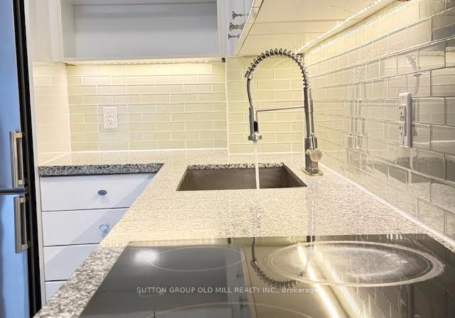 565-wilson-avenue-w-toronto-ontario-c13072454