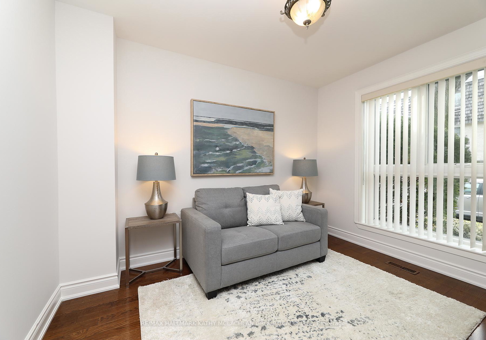 38-crimson-millway-north-york-ontario-c13072598