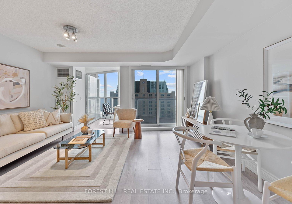 8-york-street-toronto-ontario-c13072682