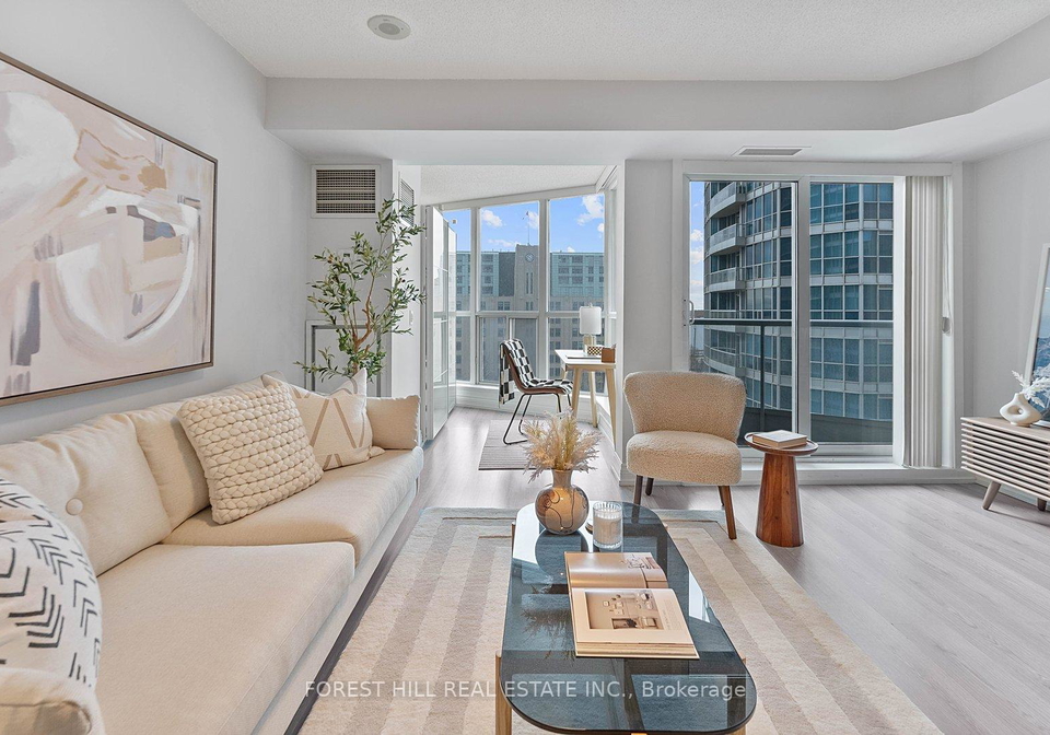8-york-street-toronto-ontario-c13072682