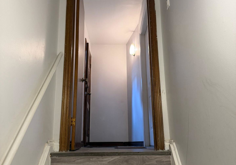 39-johnston-avenue-toronto-ontario-c13072706