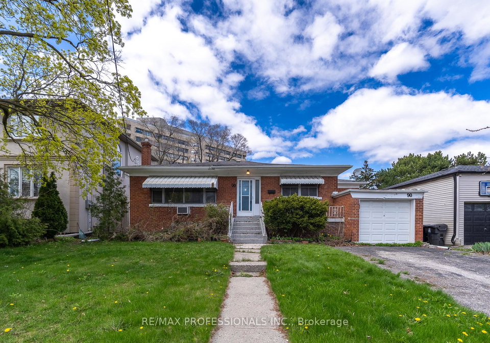 90-baycrest-avenue-toronto-ontario-c13072856